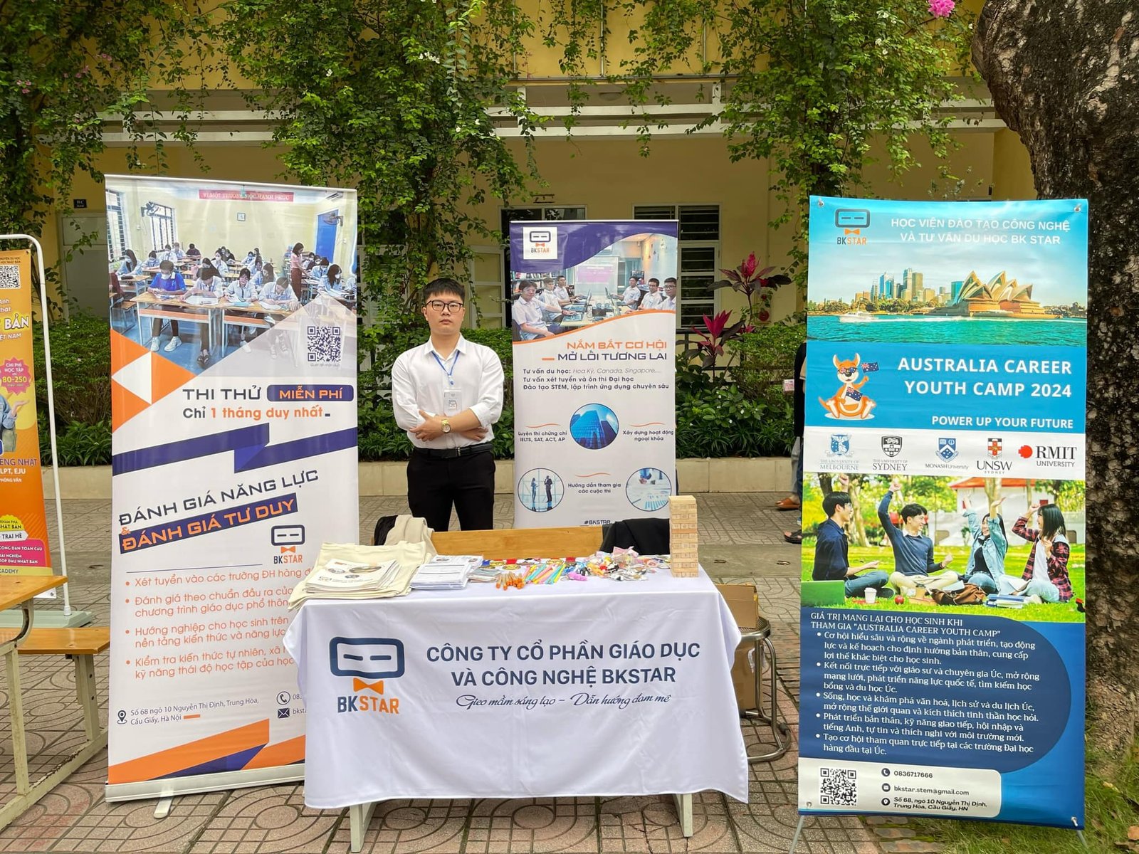 BKSTAR GẶP GỠ HỌC SINH THPT YÊN HOÀ: MỞ RA CÁNH CỬA TƯƠNG LAI